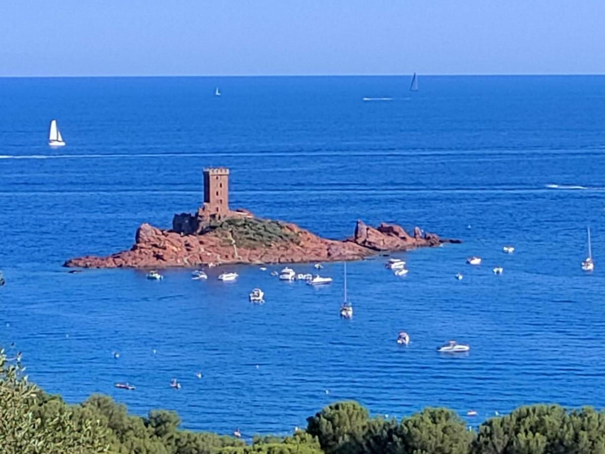 Vacances En Paradis Saint-Raphael (Var) Exterior photo